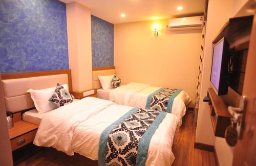 Sinamangal Hotel | Hotel Arati Pvt. Ltd.