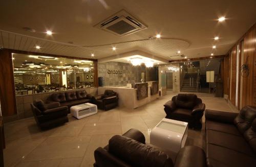 Anand Hotel | Hotel Arizona Inn