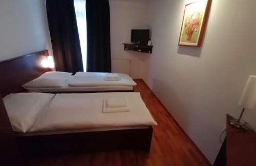 Senica Hotel | Hotel Arli