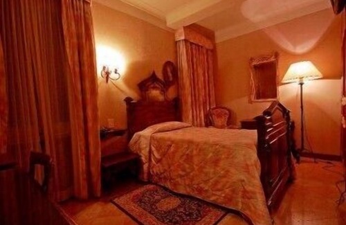 Rubiera Hotel | Hotel Arnaldo Aquila d'Oro