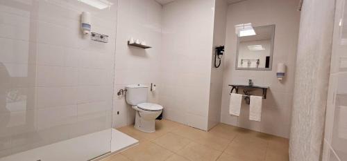 Uribarri Hotel | Hotel Artxanda Bilbao, Parking Gratuito en el Exterior Junto al Hotel