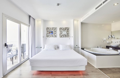 Alcudia Hotel | Hotel Astoria Playa - Adults Only