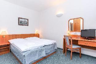 Strasnice Hotel | Hotel Astra