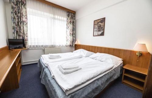 Strasnice Hotel | Hotel Astra