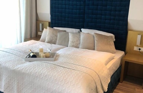 Kelsterbach Hotel | Hotel Athen Kelsterbach Airport