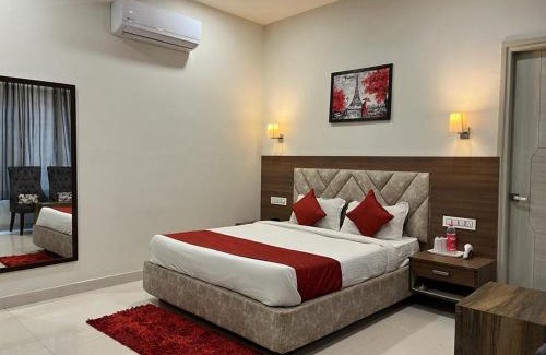 Zirakpur Hotel | HOTEL ATHENS , a boutique hotel