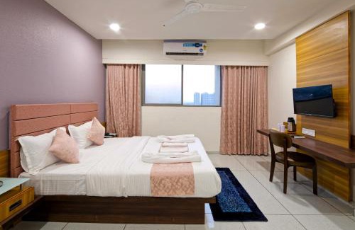Sarkhej Hotel | HOTEL AURELLIA