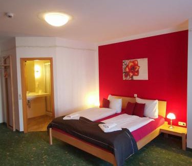 Ebendorf Hotel | Hotel Bördehof, direkt an der A2 & A14, Restaurant, Tagung, individuell