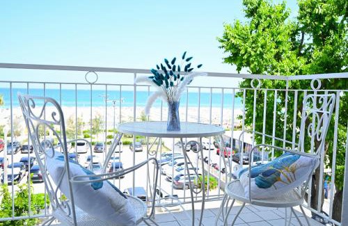 Fogliano Marina Hotel | Hotel B&B Nizza Riccione