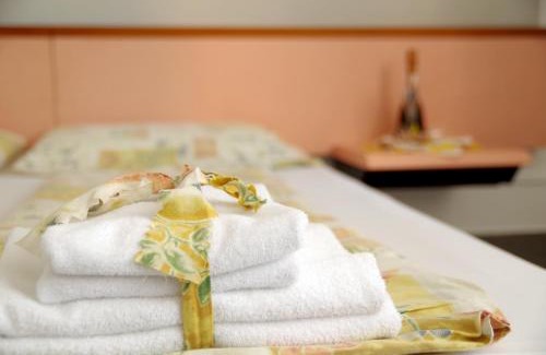 Pedrinate House | Hotel Bahnhof Haus