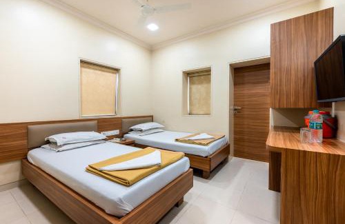Girgaon Hotel | Hotel Balwas