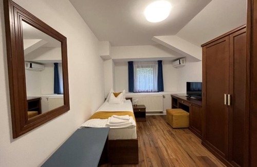 Sarvar Hotel | Hotel Bassiana