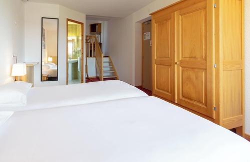 Malbuisson Hotel | Hotel beau site