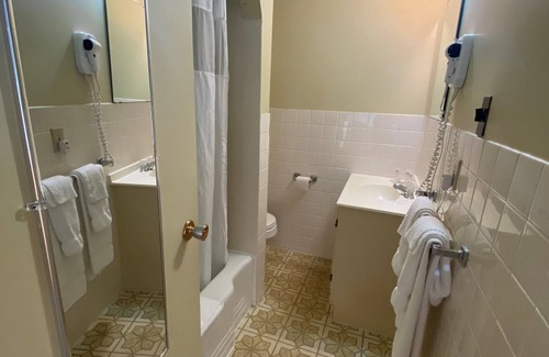 Goderich Hotel | Hotel Bedford