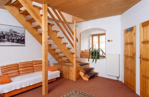Hloubetin Hotel | Hotel Bella