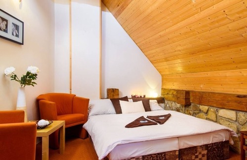 Hloubetin Hotel | Hotel Bella