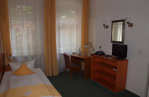 Schmolln Hotel | Hotel Bellevue Schmölln
