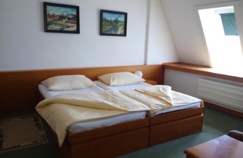 Kosmonosy Hotel | Hotel BESTAR