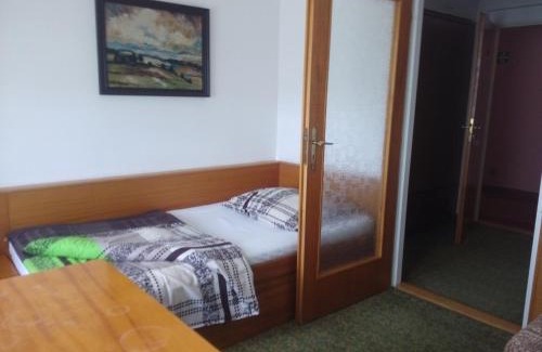 Kosmonosy Hotel | Hotel BESTAR