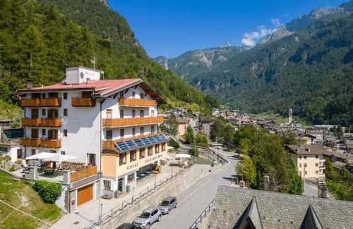 Lanzada Hotel | Hotel Biancospino