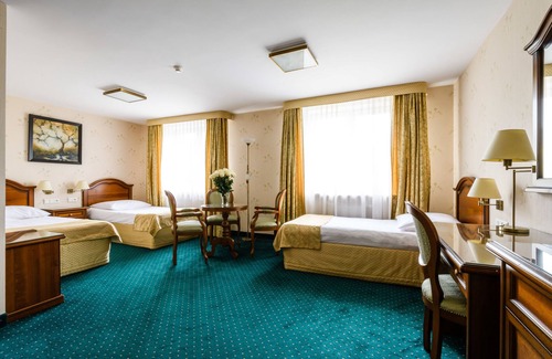 Wawer Hotel | Hotel Boss