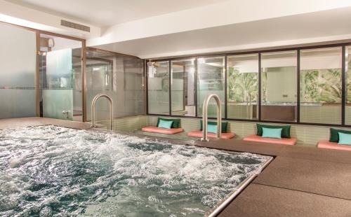 Downtown Geneva Hotel | Hotel Bristol