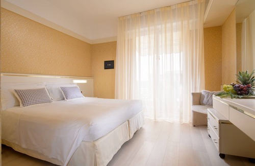 Sottomarina Hotel | Hotel Bristol