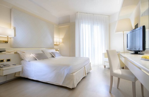 Sottomarina Hotel | Hotel Bristol