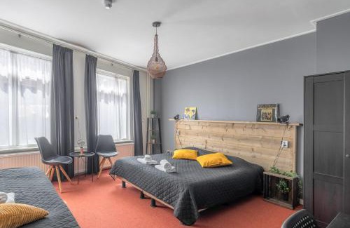 Dokkum Hotel | Hotel Café Restaurant 't Raedhûs