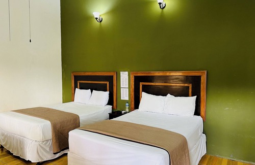 Escuintla Bed & Breakfast | Hotel California Pacific Palm