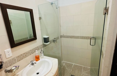 Escuintla Bed & Breakfast | Hotel California Pacific Palm