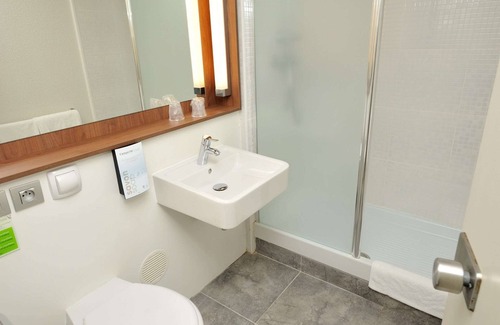 Beauvais Hotel | Hotel Campanile Beauvais
