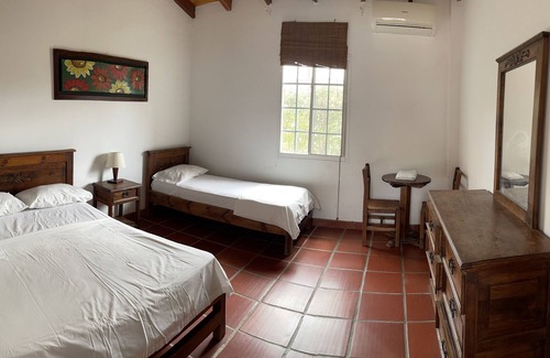 Tocaima Hotel | HOTEL CAMPESTRE LAS PALOMAS