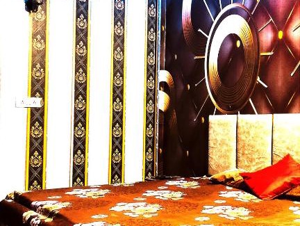 Phagwara Hotel | HOTEL CANADIAN INN - Students,Families,Couples & Corporates Favorite