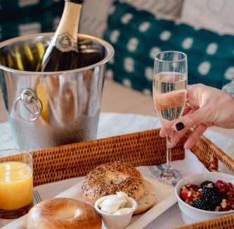 Northwest Carmel Hotel | Hotel Carmel