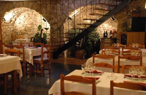 Benabarre Hotel | Hotel Casa Carmen