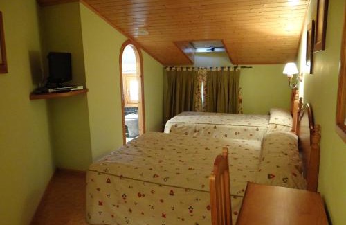 Benabarre Hotel | Hotel Casa Carmen