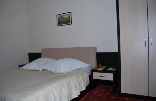 Ramnicu Valcea Hotel | Hotel Castel