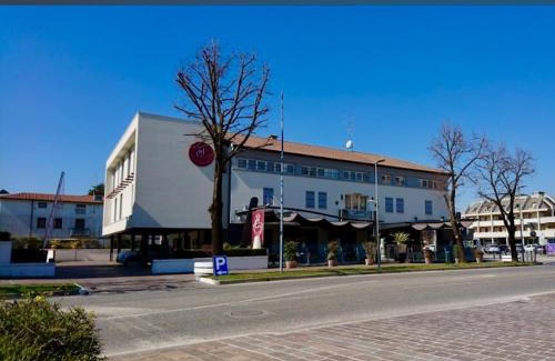 Resana Hotel | Hotel Centrale Resana Eli caffe