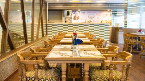 Ramdaspeth Hotel | Hotel Centre Point