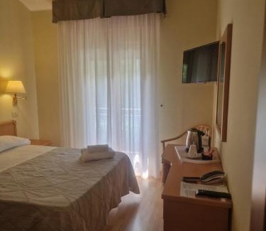 Avigliana Hotel | Hotel Chalet del Lago