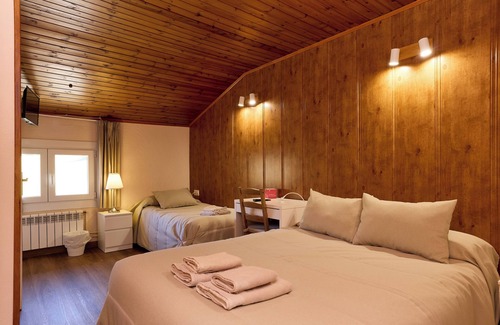 Bordes d'Envalira Hotel | Hotel Chalet Peretol