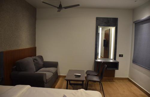 Velankanni Hotel | Hotel Christo's
