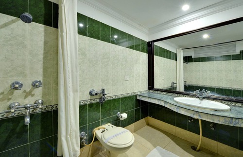 Chandigarh Hotel | Hotel City Heart Premium