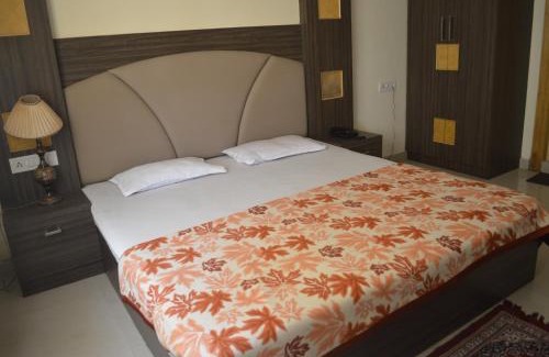 Brahmapur Hotel | Hotel City Palace