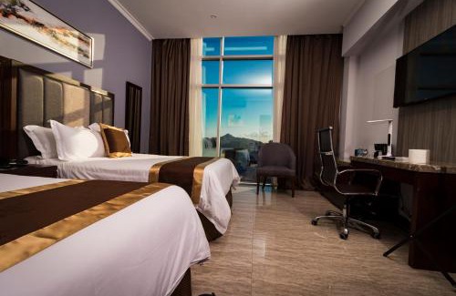 Barrio El Carmen Hotel | Hotel City Plaza & Suites