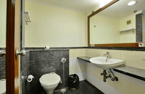 Gorakhpur Hotel | Hotel Clarks Grand