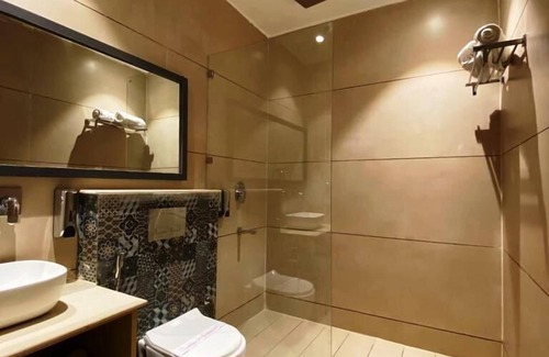 Pinjore Hotel | Hotel Classic Residency