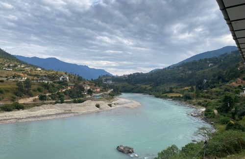Khuruthang Hotel | Hotel Classic Wood