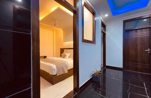 Jwalapur Hotel | Hotel Conifier Haridwar - Top Rated ! Most Awarded ! Luxury Stay ! Lift ! Spacious Room